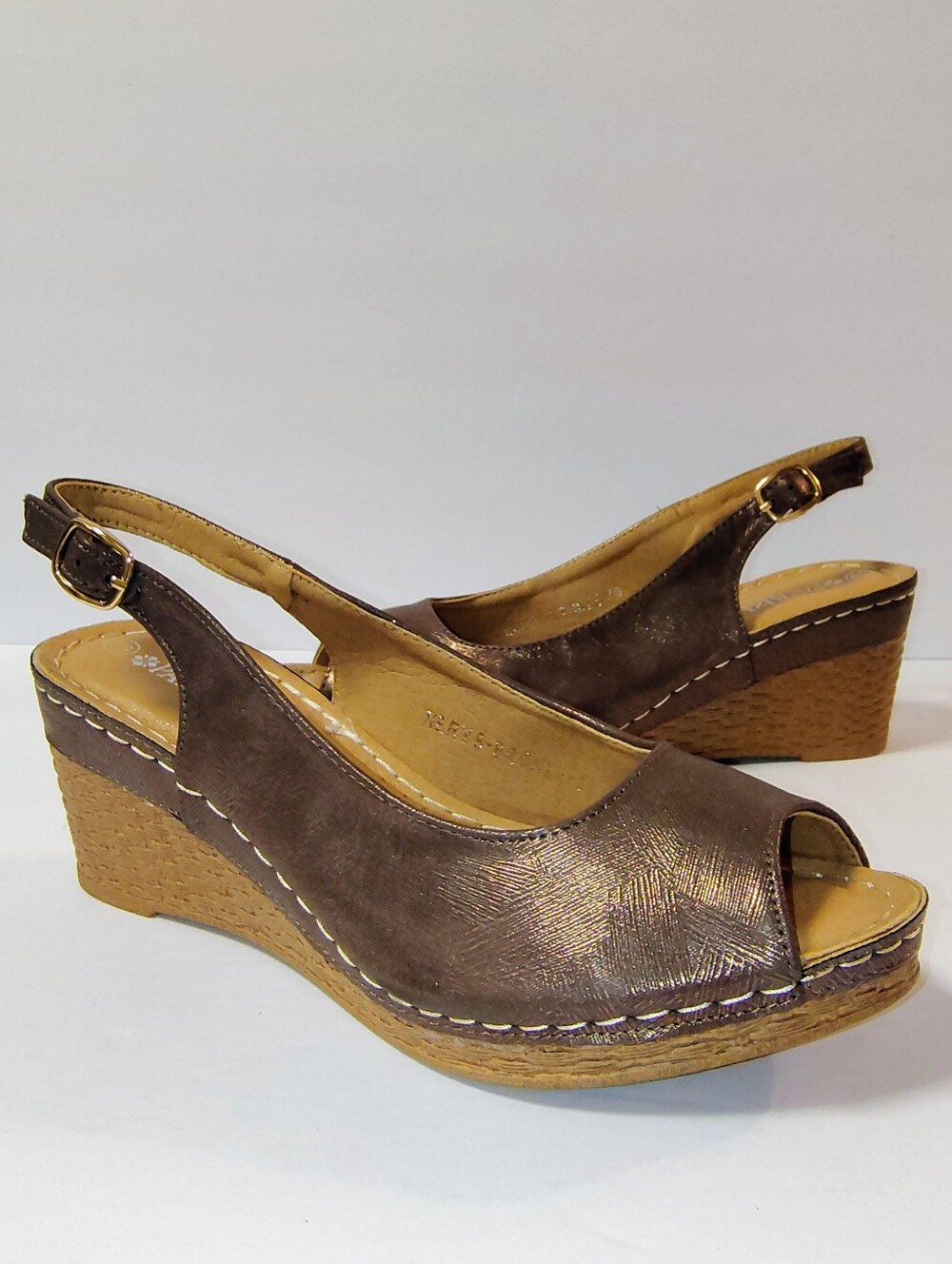 NWOT Patrizia By Spring Step Nerys Bronze Peep-Toe Slingback Wedge Sandals 39